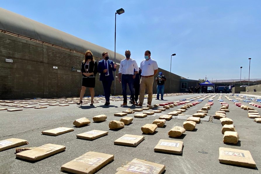 PDI Arica incauta casi una tonelada y media de droga almacenada en Alto Hospicio con destino a Santiago