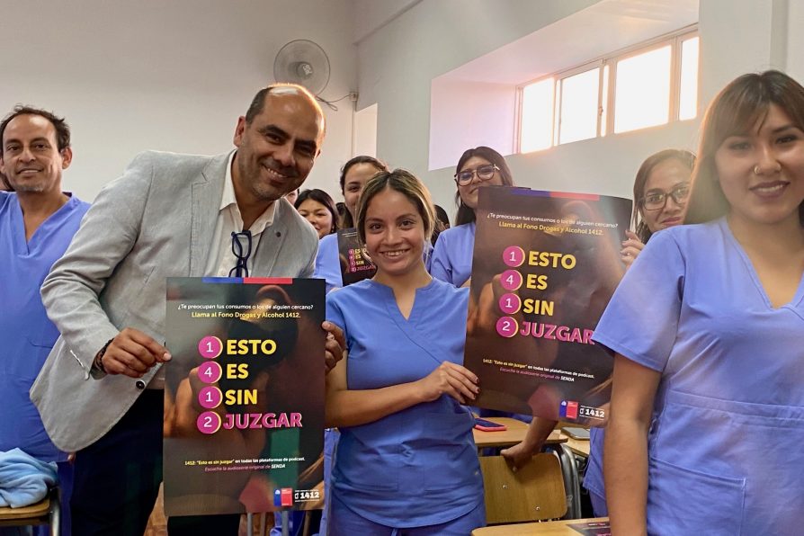 Con estudiantes del CFT Estatal SENDA lanzó campaña “Esto es sin Juzgar”